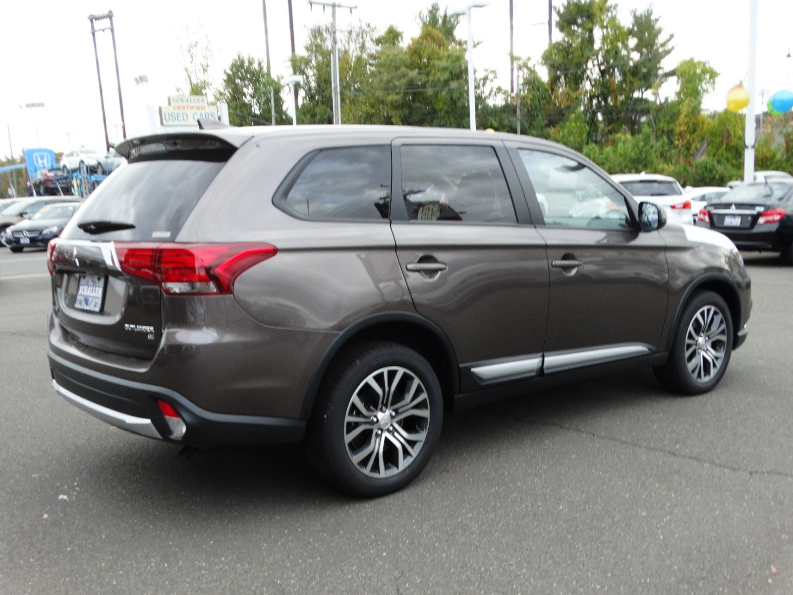 New 2018 Mitsubishi Outlander SE Sport Utility In New Britain 12130